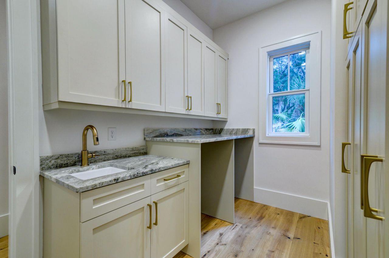 2706 Old Oak Walk Photo 36