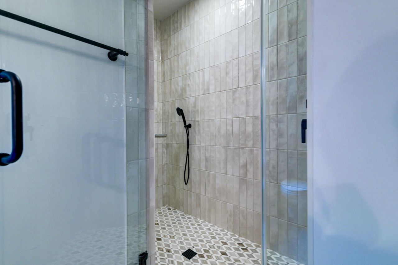 2706 Old Oak Walk Photo 46