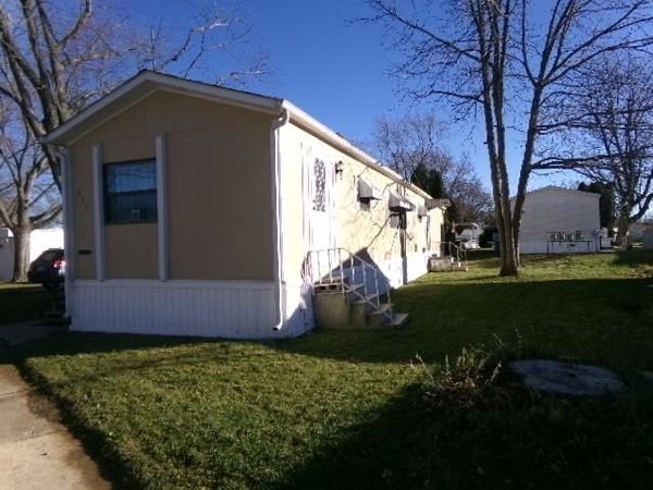 206 Viola Drive, FREEPORT, IL 61032