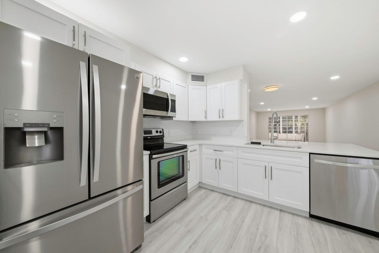 2901 Victoria Circle, Unit B-2, Coconut Creek, FL 33066 Photo