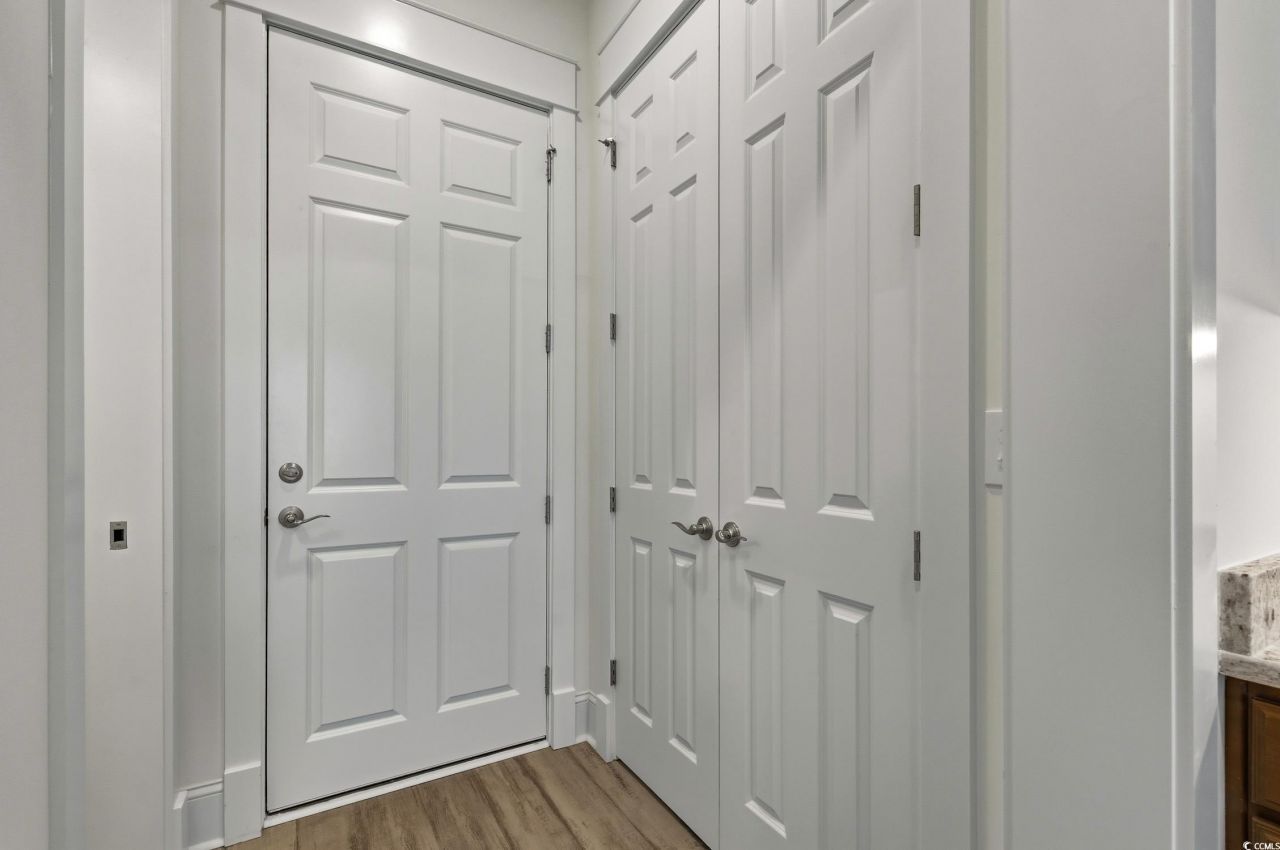 965 Hackler St. Photo 13