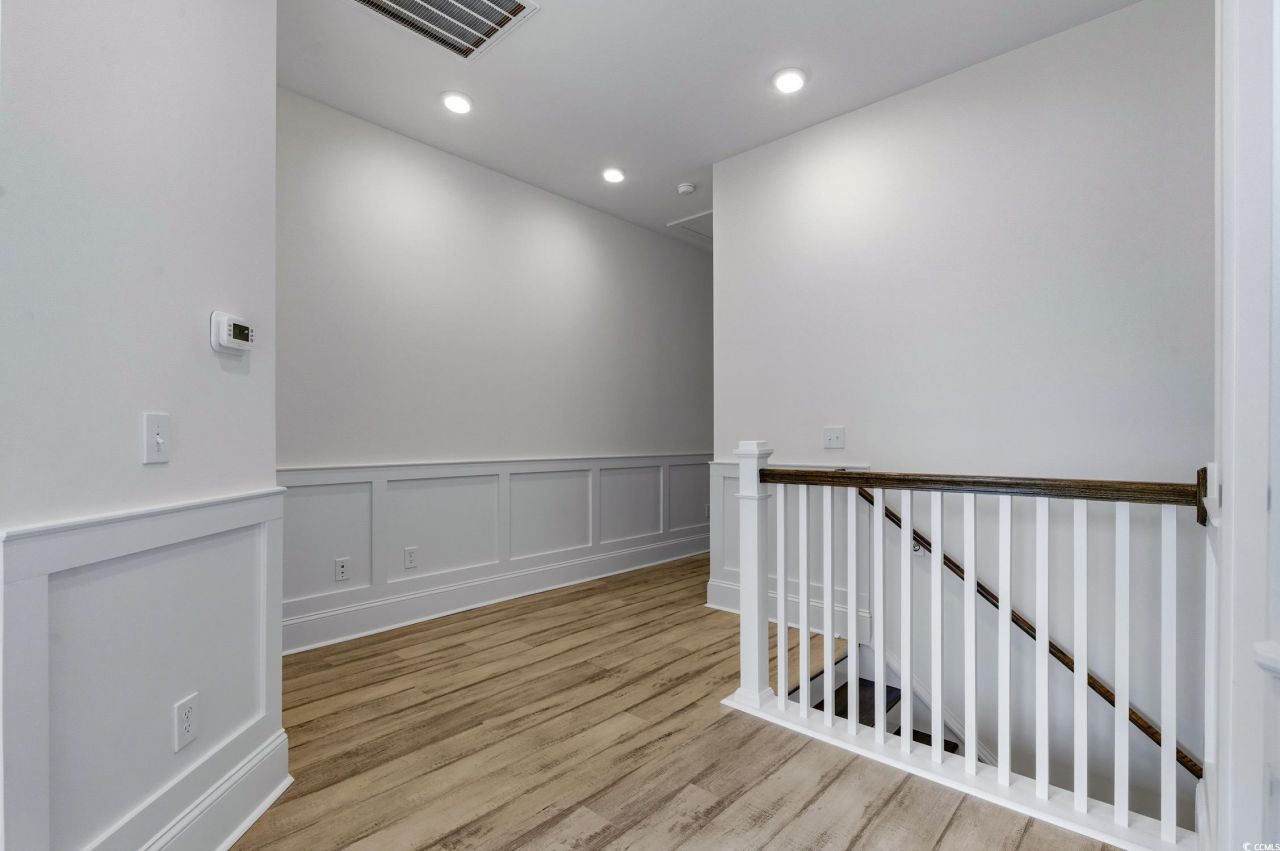 965 Hackler St. Photo 17