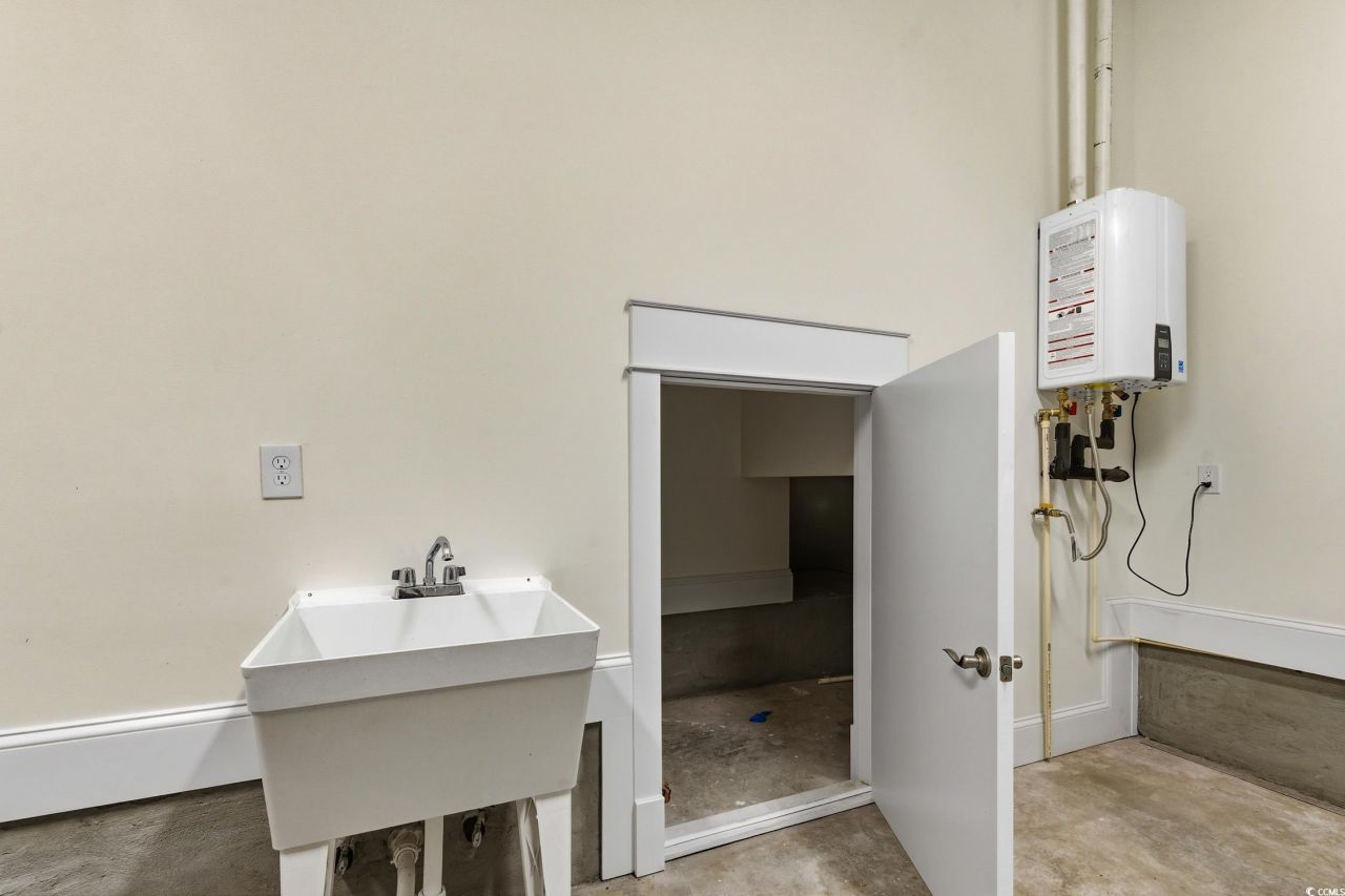 965 Hackler St. Photo 33