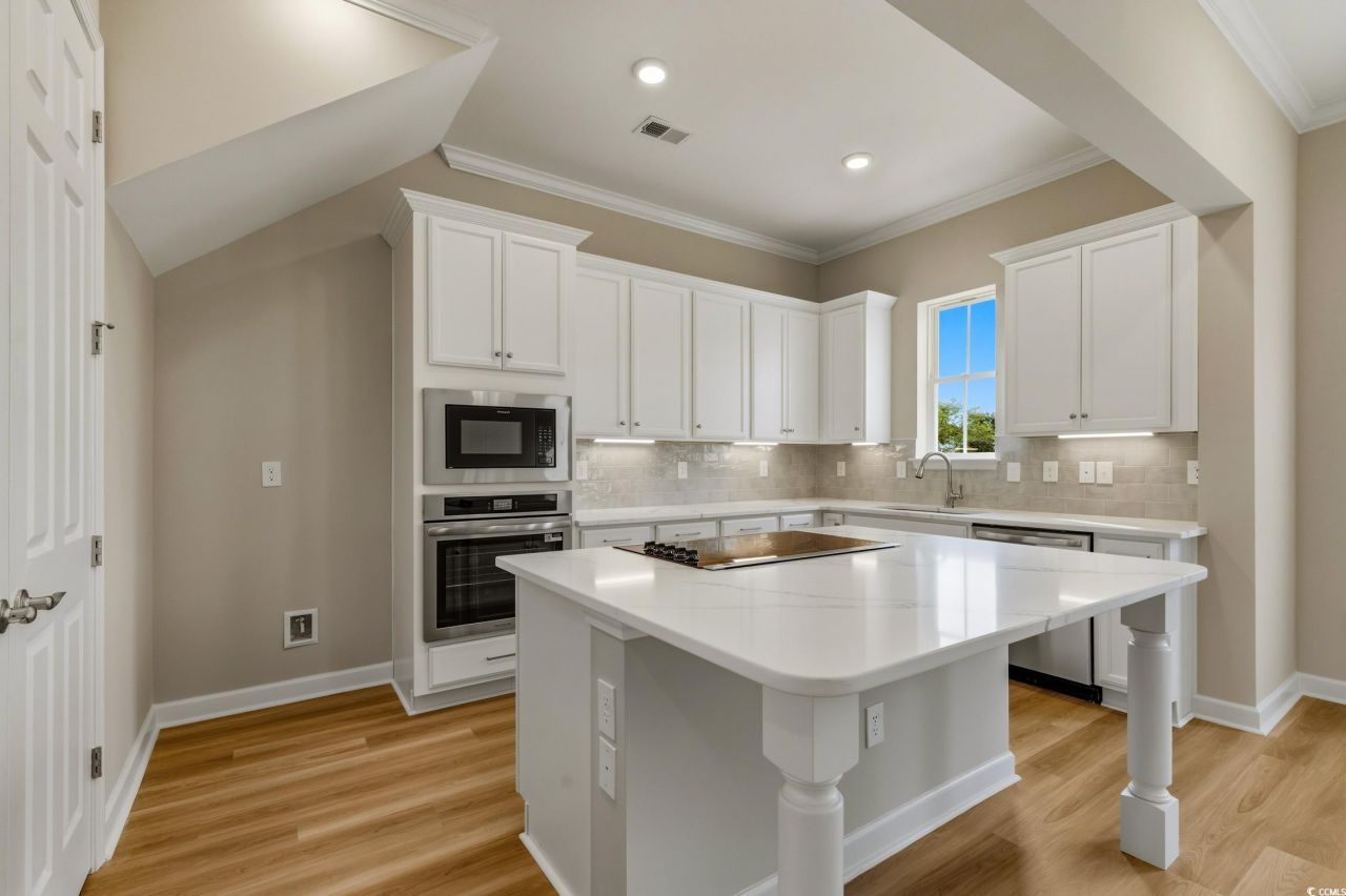 2800 Cook Circle Photo 6