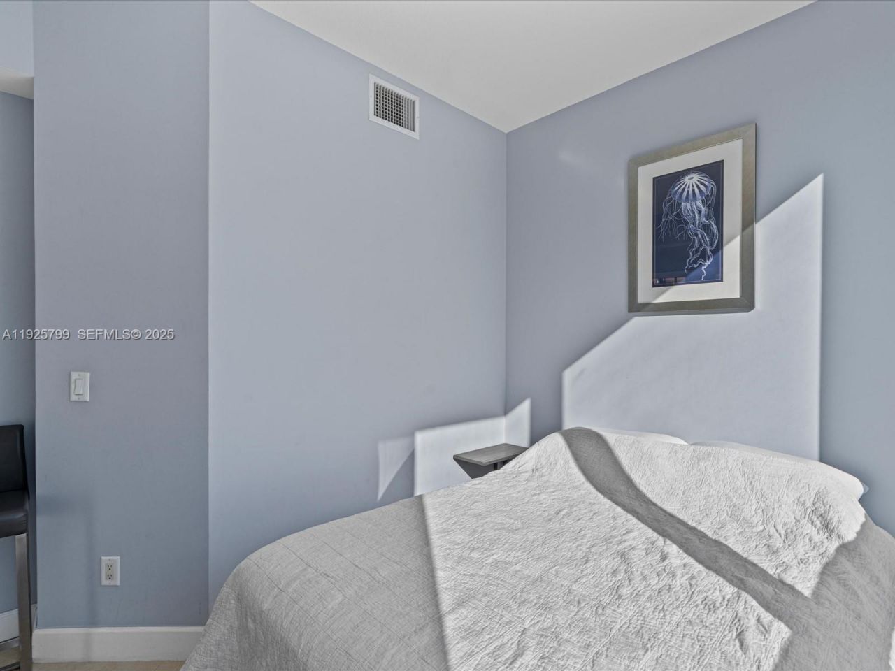 1945 S Ocean Dr, Unit 404, Hallandale Beach, FL 33009 Photo