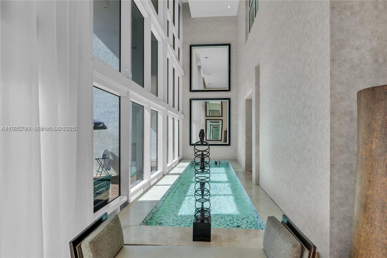 1945 S Ocean Dr, Unit 404, Hallandale Beach, FL 33009 Photo