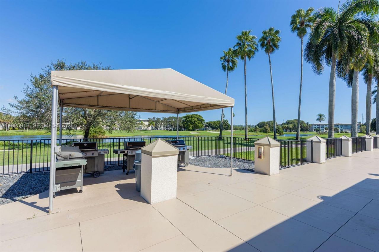 4602 Martinique Way, Unit B1, Coconut Creek, FL 33066 Photo