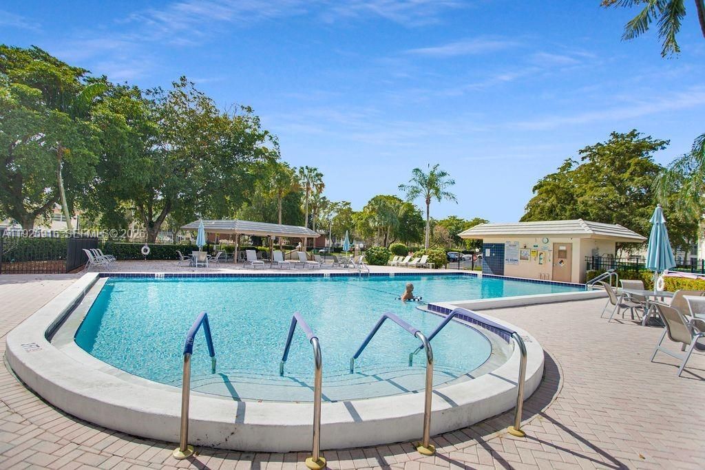 4602 Martinique Way, Unit B1, Coconut Creek, FL 33066 Photo