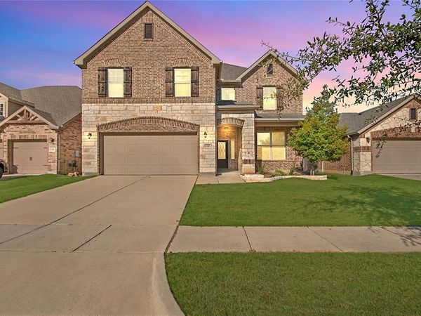 1709 Meadow Trail Lane, Aubrey, TX 76227