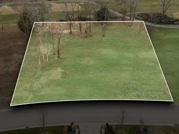 8025 Backwoods Dr, College Grove, TN 37046