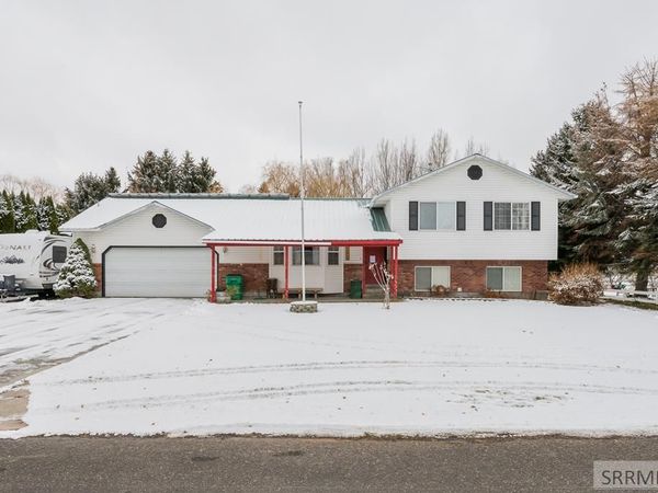 3850 E 12 N, RIGBY, ID 83442