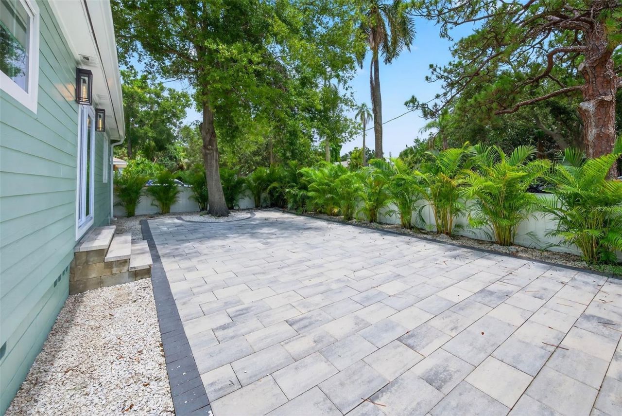 1846 3rd Street S, Saint Petersburg, FL 33705 Photo