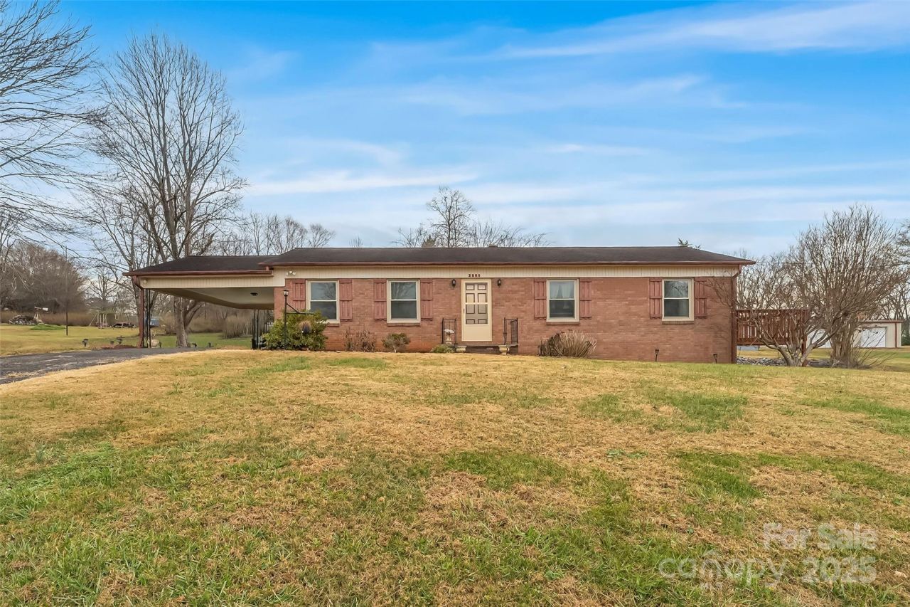 2580 Sweetbriar Circle, Lenoir, NC 28645 Main Photo