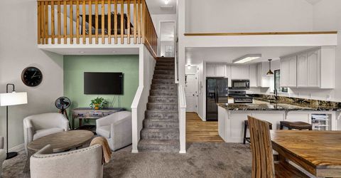 716 Lake Ridge Road, Lake Almanor, CA 00000 Photo
