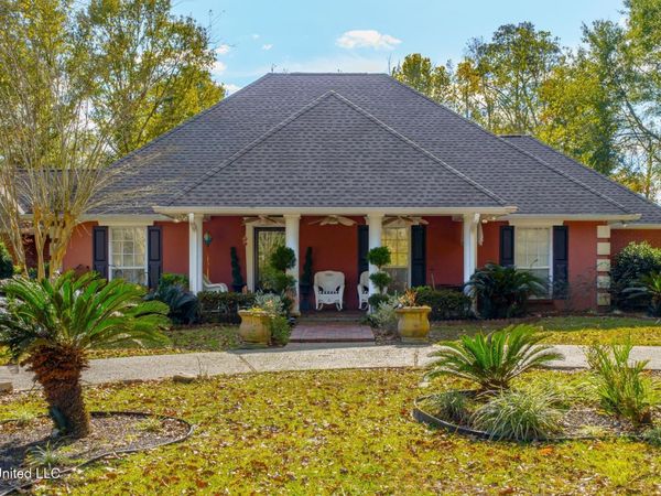 4519 Highway 589 , Sumrall, MS 39482