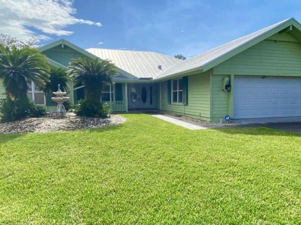 10340 SE Jupiter Narrows Drive, Hobe Sound, FL 33455