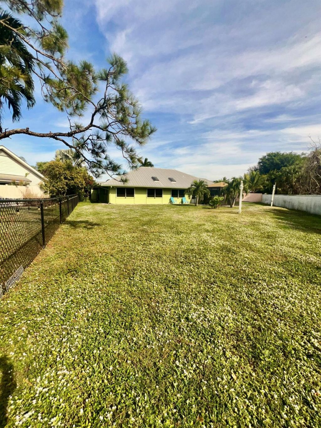 10340 SE Jupiter Narrows Drive, Hobe Sound, FL 33455 Photo