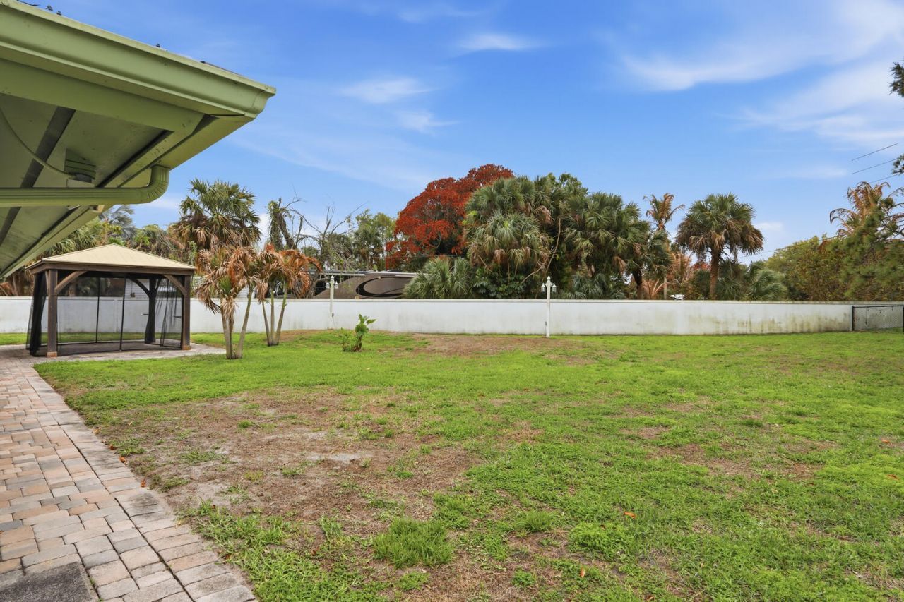 10340 SE Jupiter Narrows Drive, Hobe Sound, FL 33455 Photo