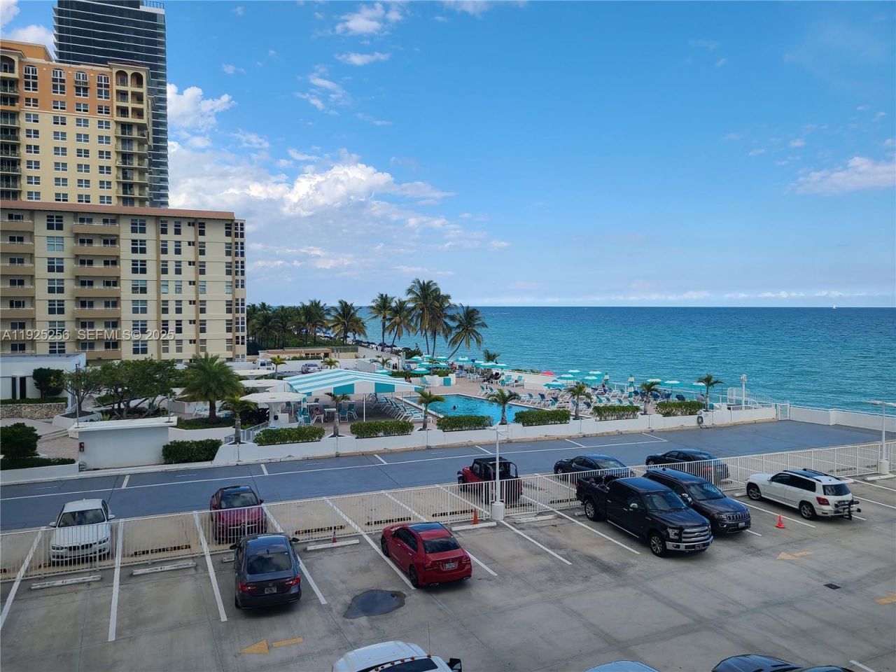 3180 S Ocean Dr, Unit 307, Hallandale Beach, FL 33009 Photo