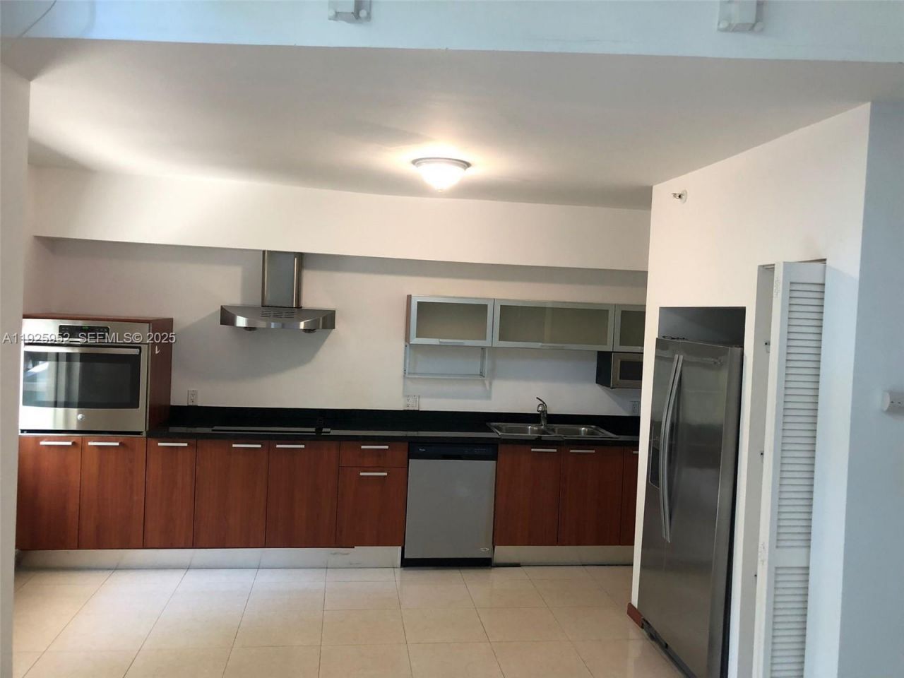 1650 Brickell Ave, Unit 111, Miami, FL 33129 Photo