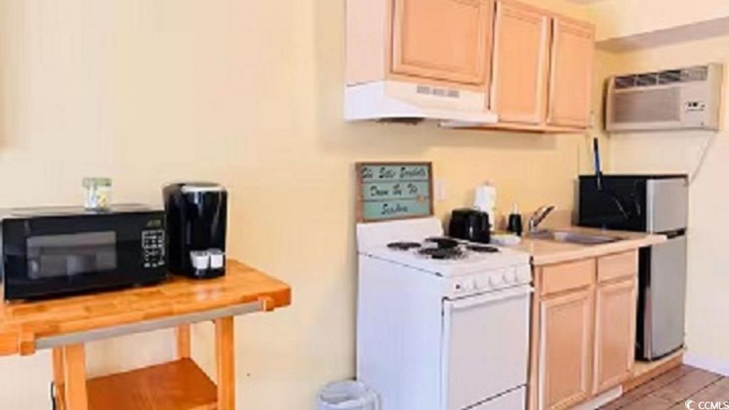 1600 S Ocean Blvd. Photo 9