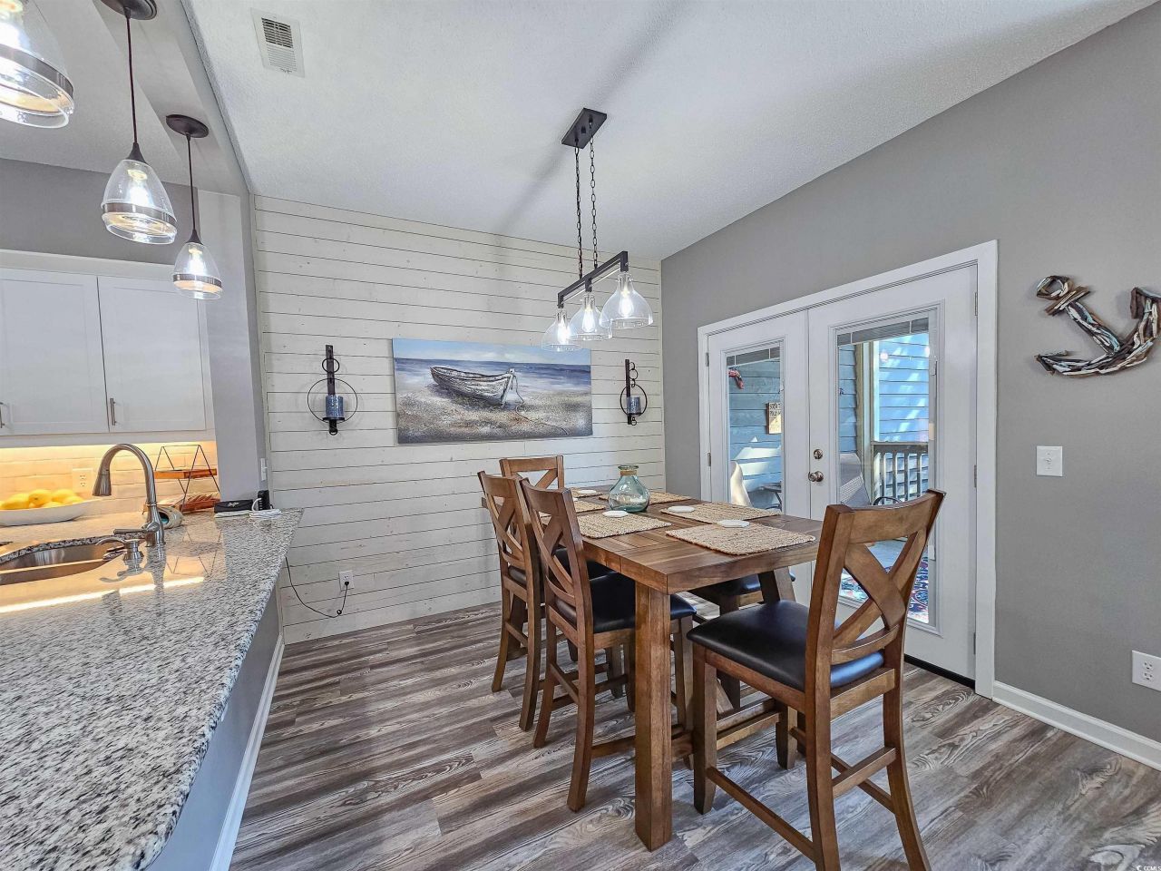 820 Castleford Circle Photo 17