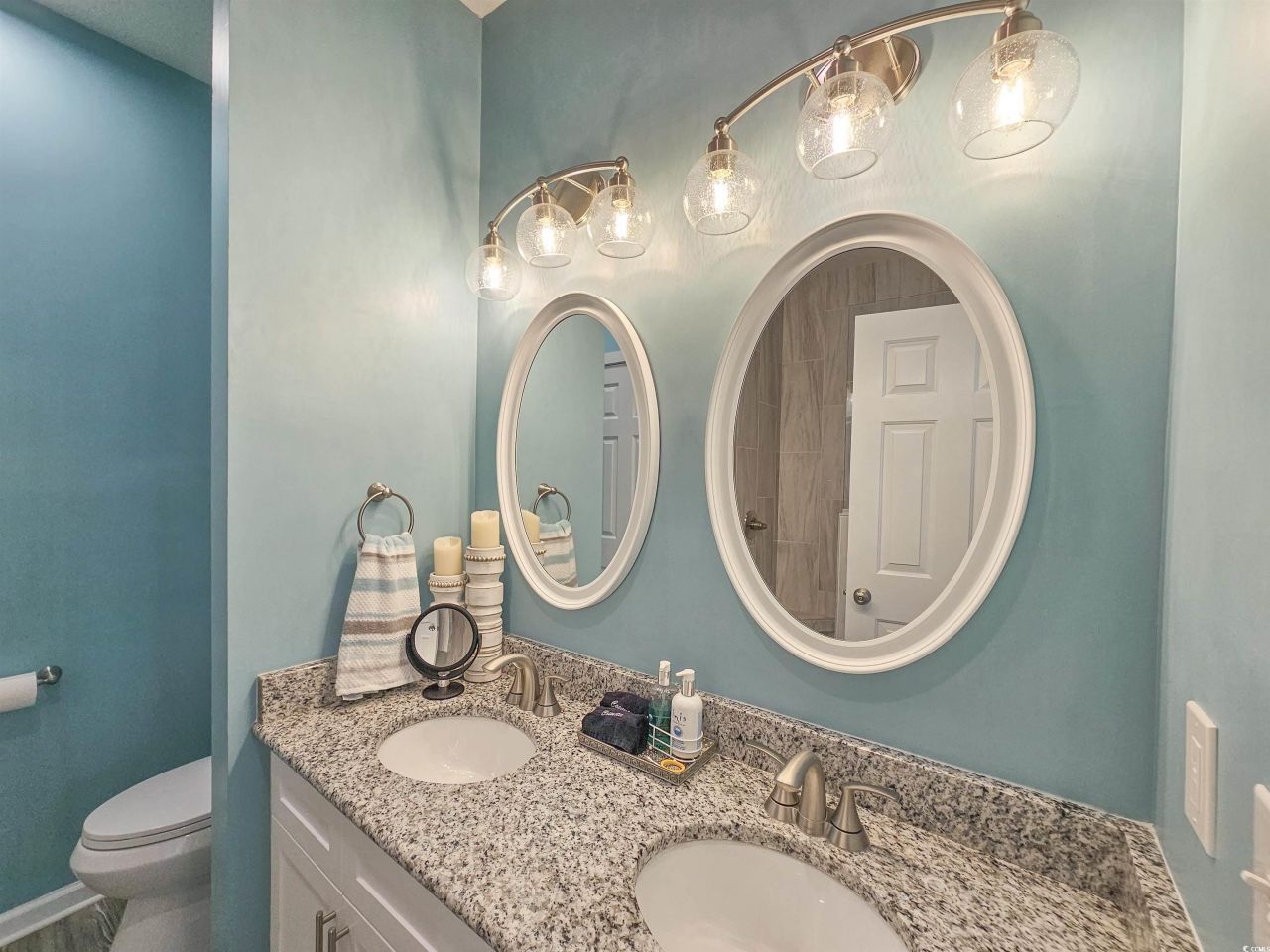 820 Castleford Circle Photo 25