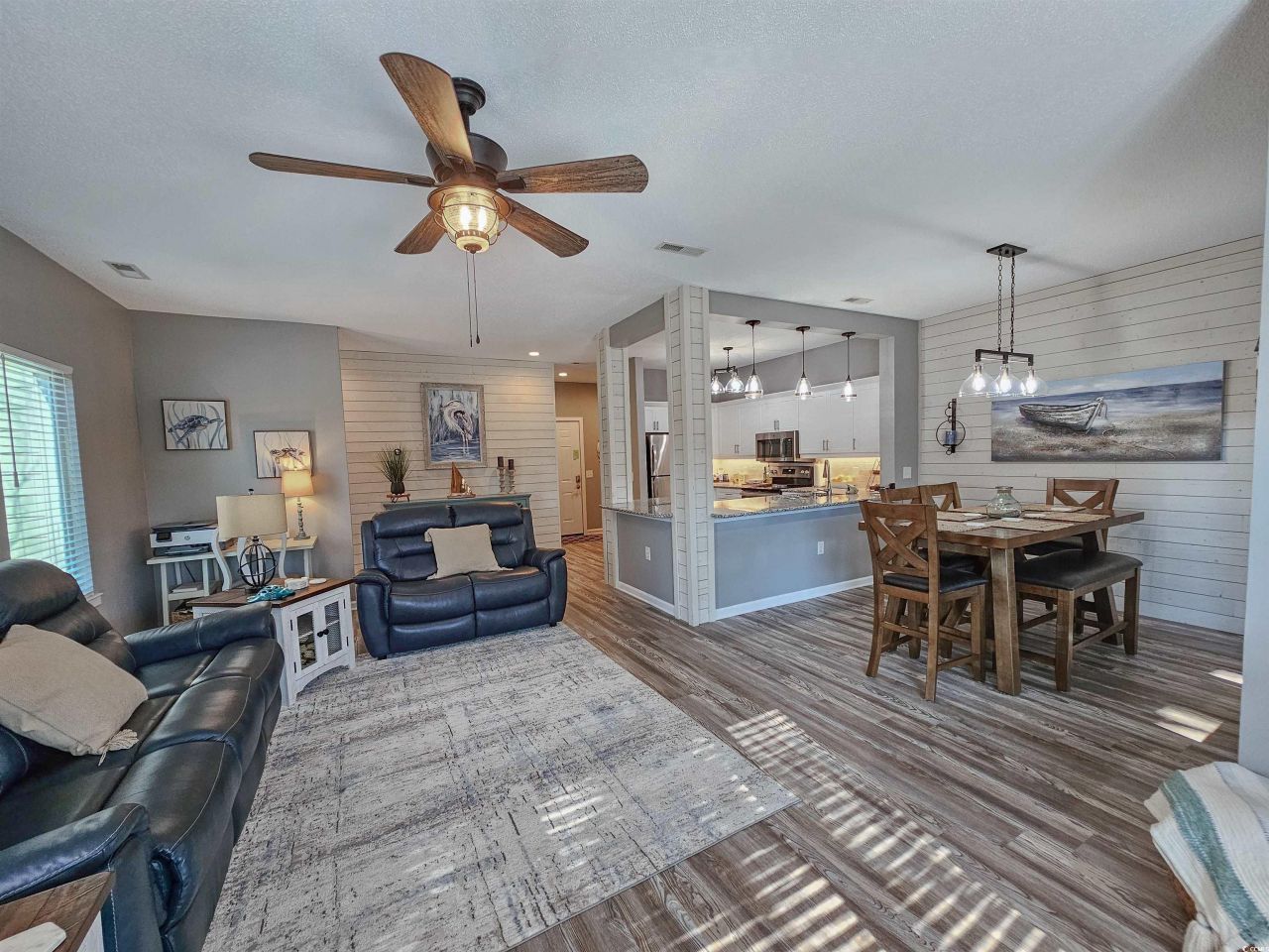 820 Castleford Circle Photo 4