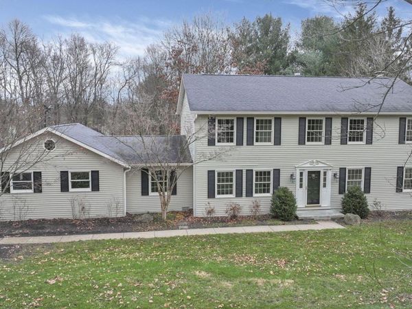 410 Fern Hill Drive, Granville, OH 43023