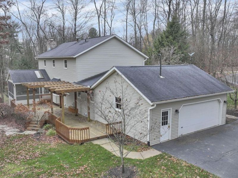 410 Fern Hill Drive, Granville, OH 43023 Photo 2