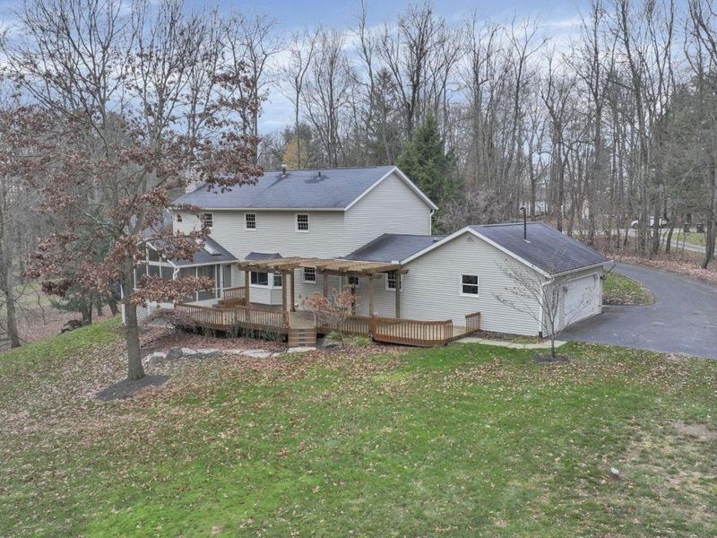 410 Fern Hill Drive, Granville, OH 43023 Photo 3