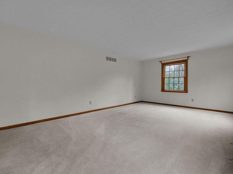 410 Fern Hill Drive, Granville, OH 43023 Photo 7