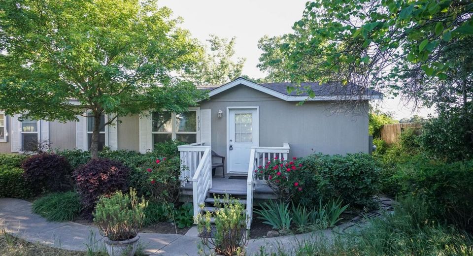 4010 Lakeview Dr, Ione, CA 95640 Photo