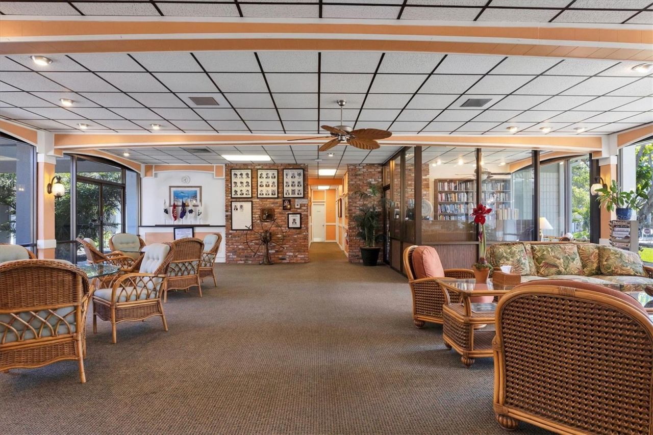 4370 Chatham Drive, Unit 104, Longboat Key, FL 34228 Photo