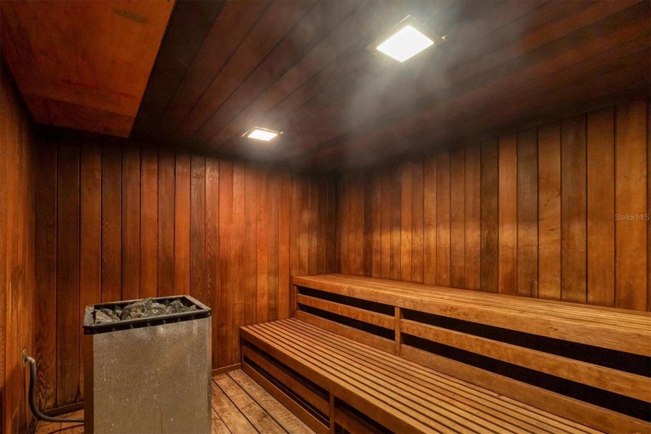 4370 Chatham Drive, Unit 104, Longboat Key, FL 34228 Photo