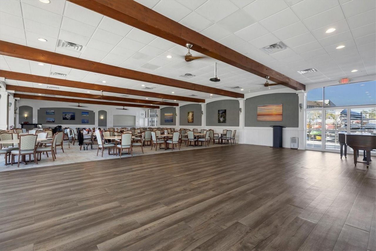 4370 Chatham Drive, Unit 104, Longboat Key, FL 34228 Photo