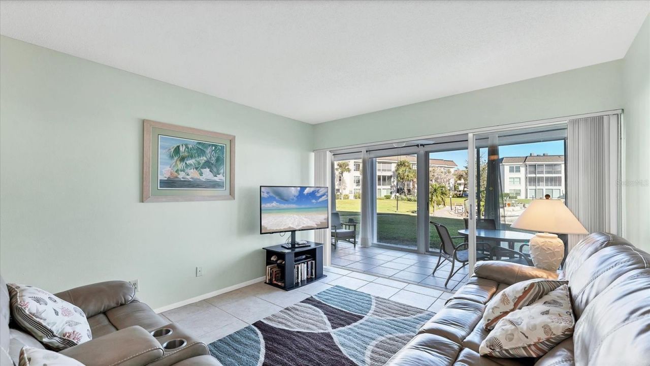 4370 Chatham Drive, Unit 104, Longboat Key, FL 34228 Photo