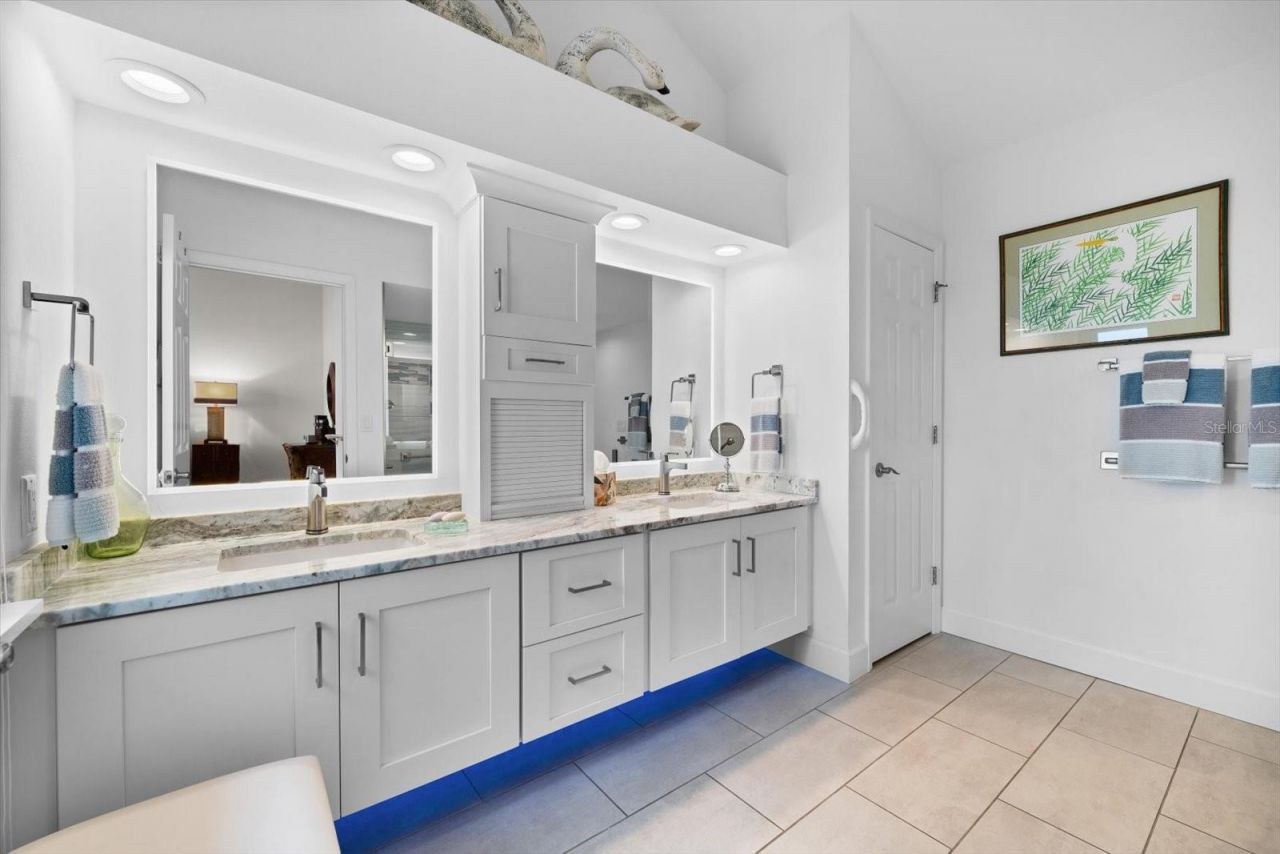 71 Tidy Island Boulevard, Bradenton, FL 34210 Photo