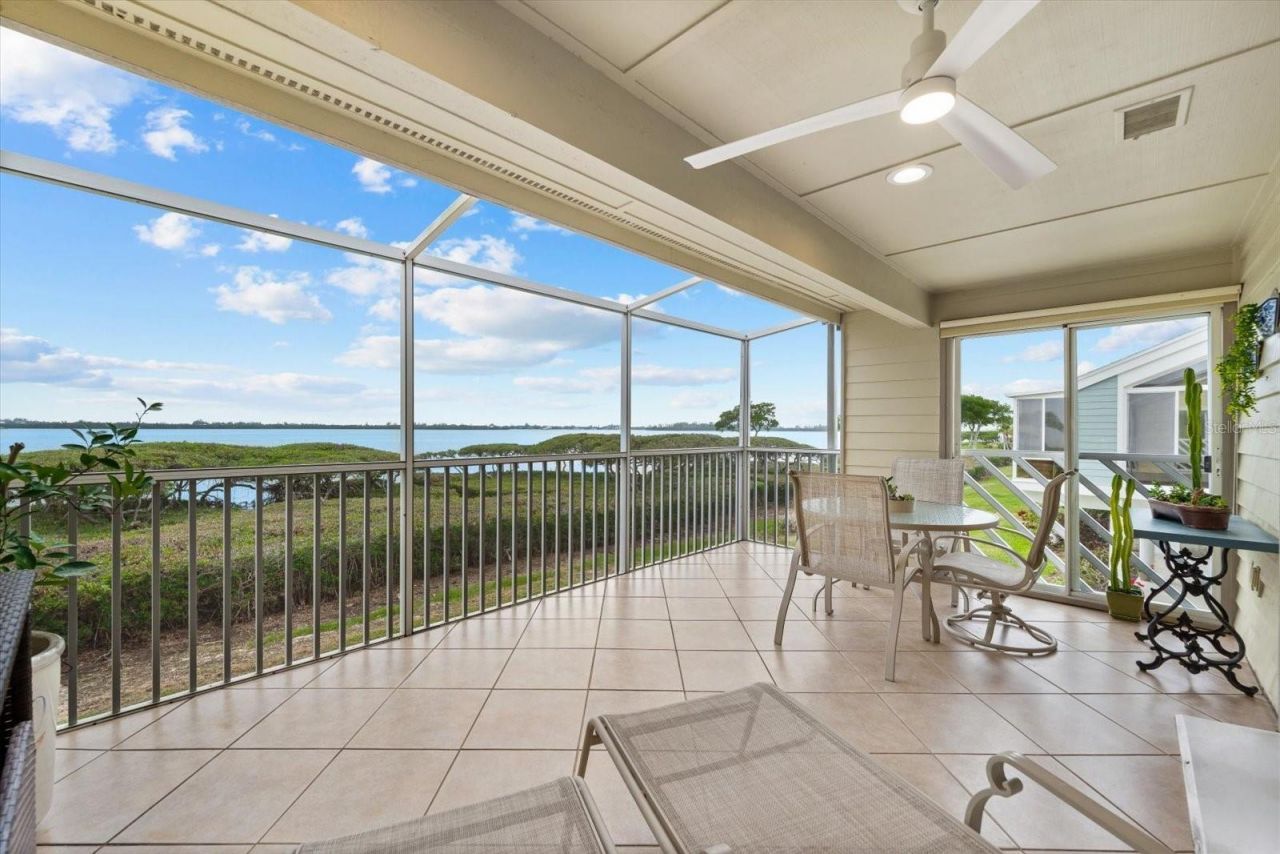 71 Tidy Island Boulevard, Bradenton, FL 34210 Photo