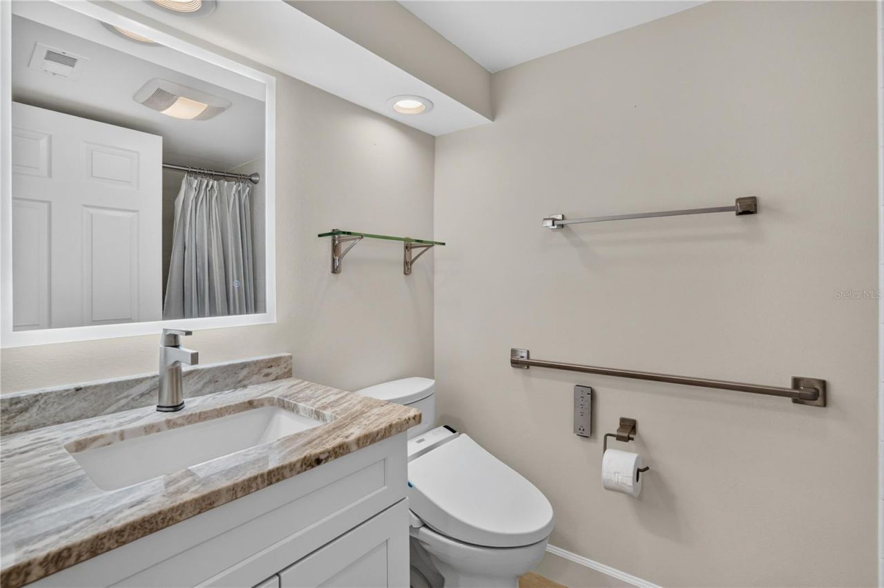 71 Tidy Island Boulevard, Bradenton, FL 34210 Photo