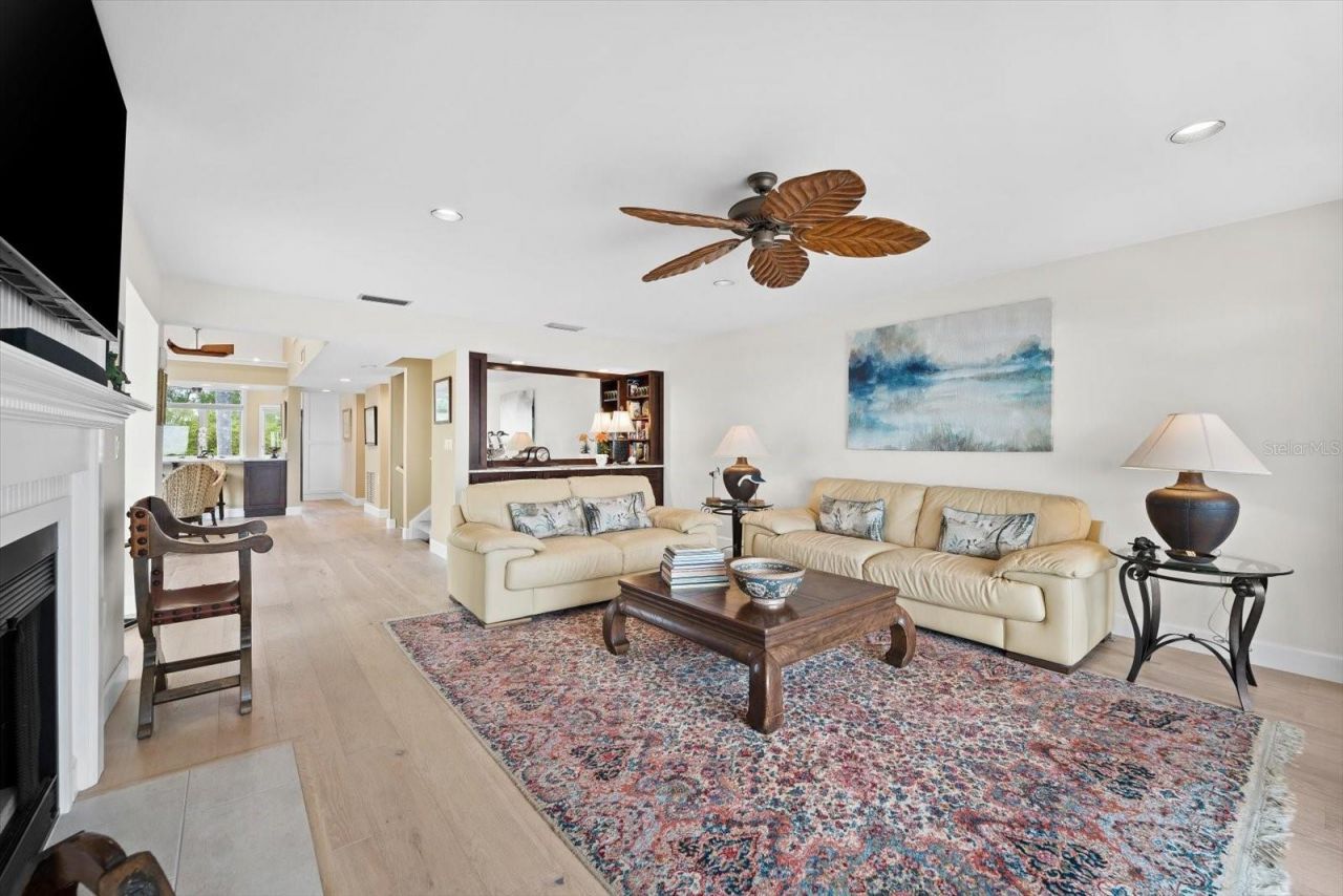 71 Tidy Island Boulevard, Bradenton, FL 34210 Photo