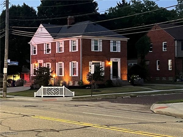 15220 Rosemary Avenue, Cleveland, OH 44111