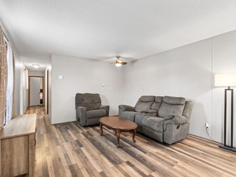 2500 Harrisburg Pike, Unit Lot #8, Grove City, OH 43123 Photo 3