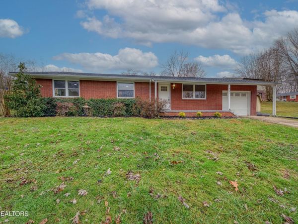 501 Westbury Drive, Clinton, TN 37716