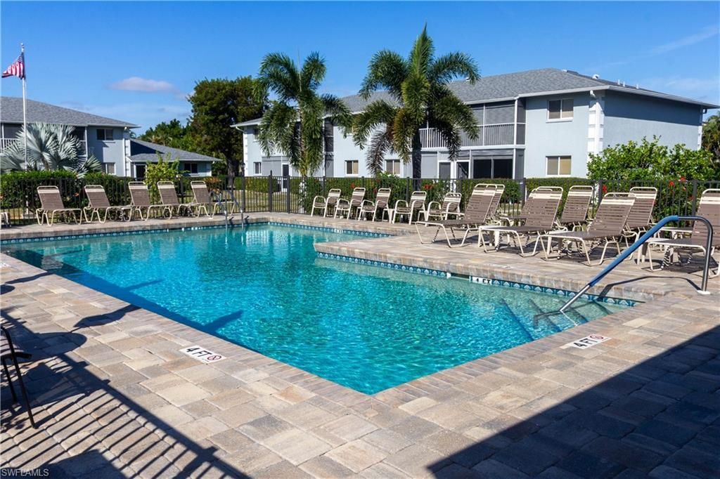 8200 Summerlin Village Cir, Unit 101, Fort Myers, FL 33919 Photo