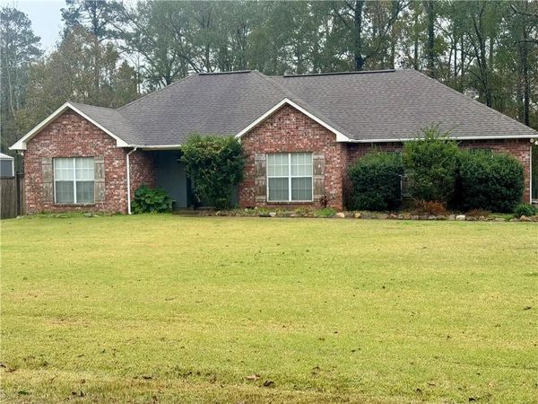 8 CEDAR CREST Drive, Pineville, LA 71360