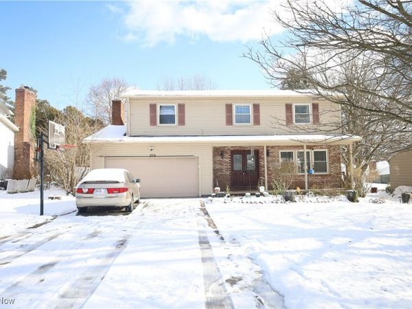 309 Shiawassee Avenue, Fairlawn, OH 44333