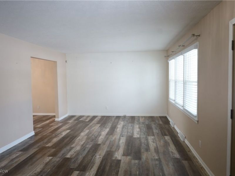 309 Shiawassee Avenue, Fairlawn, OH 44333 Photo 3