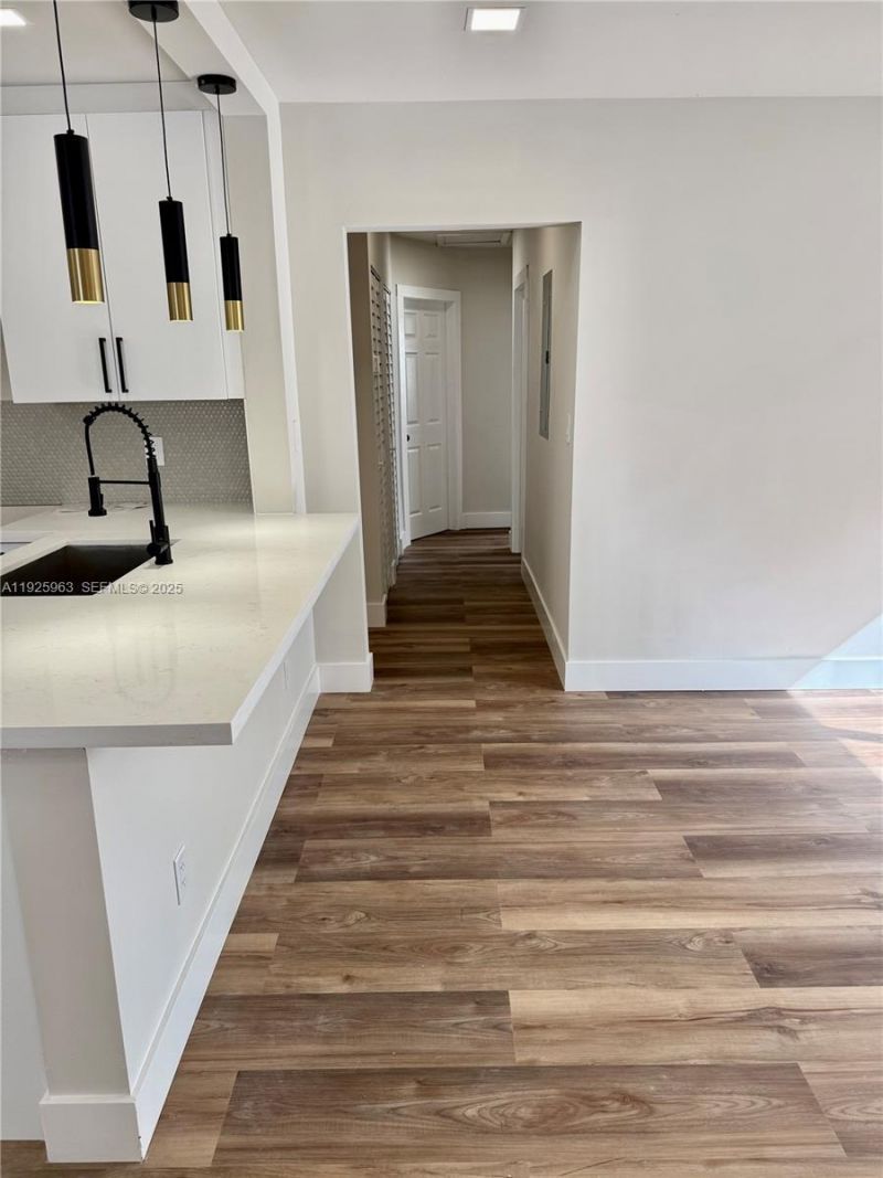 7951 NW 30th St, Davie, FL 33024 Photo