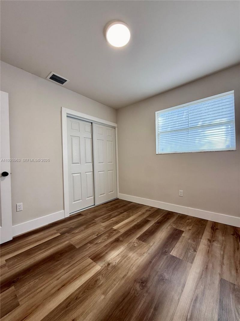 7951 NW 30th St, Davie, FL 33024 Photo